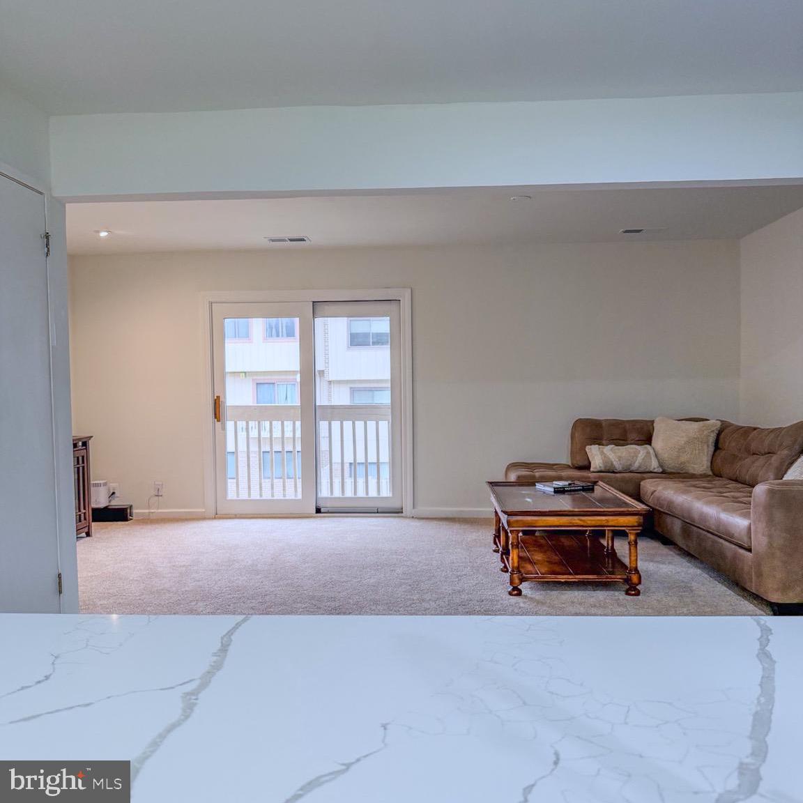 2437 GLENGYLE DRIVE 222