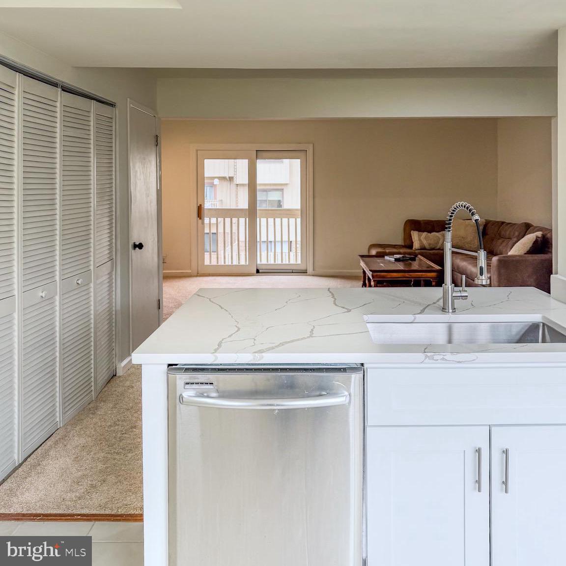 2437 GLENGYLE DRIVE 222