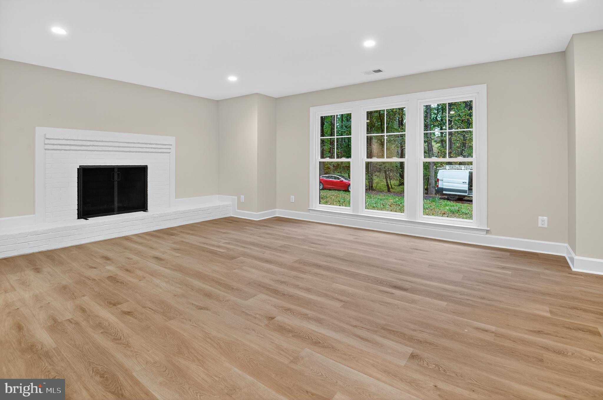 11600 BLUE RIDGE LANE