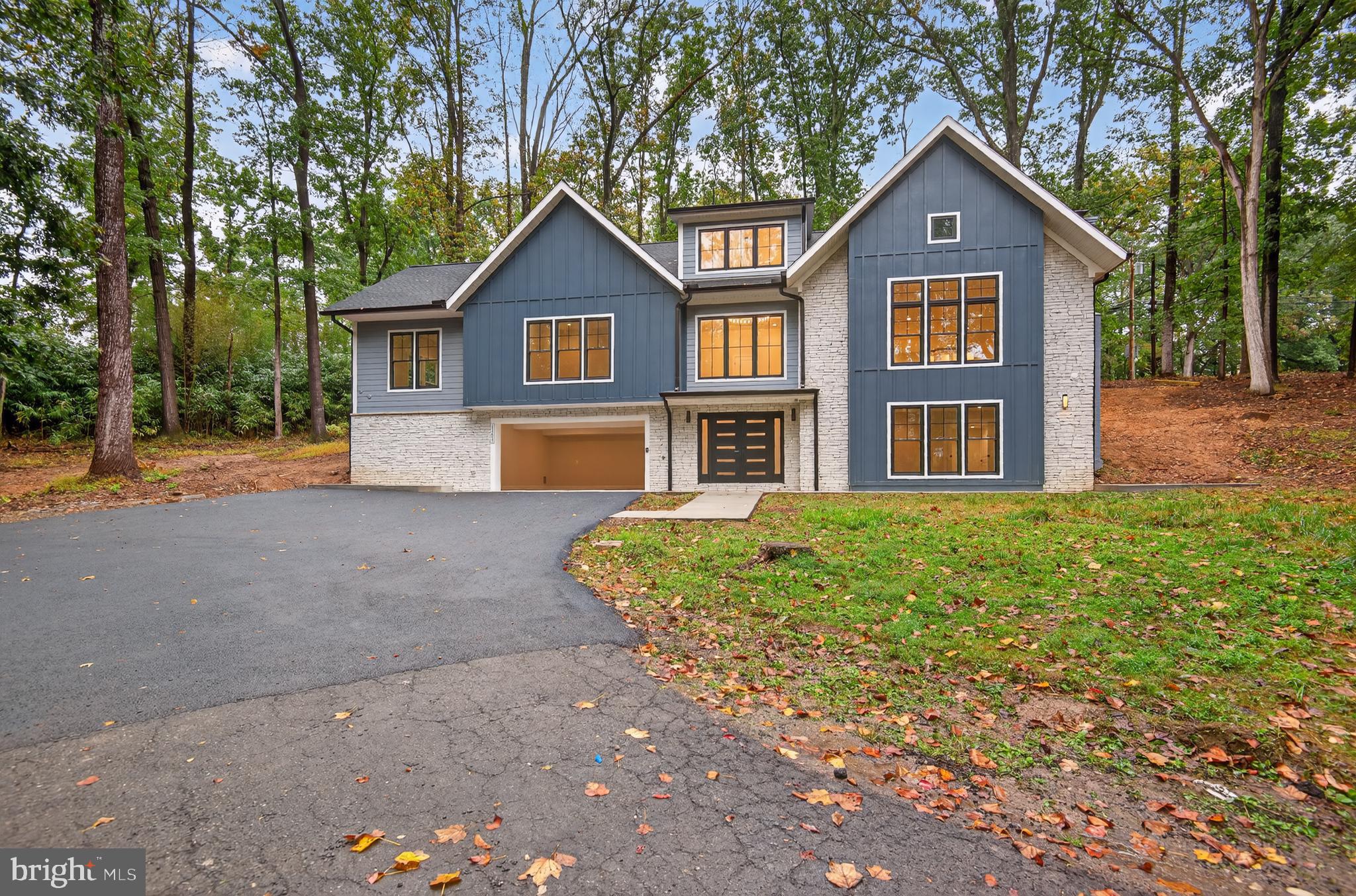 11600 BLUE RIDGE LANE