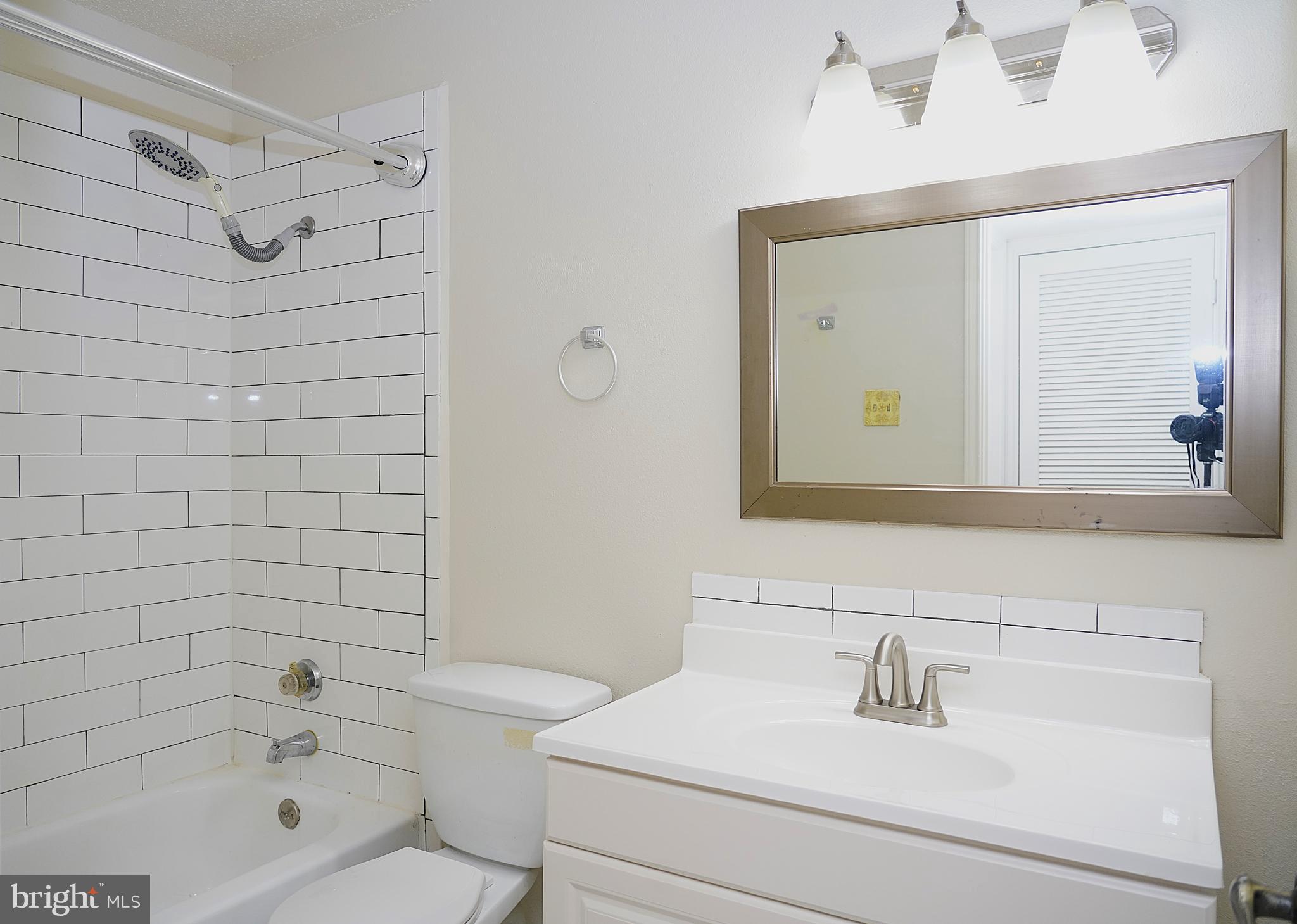 1532 LINCOLN WAY 203