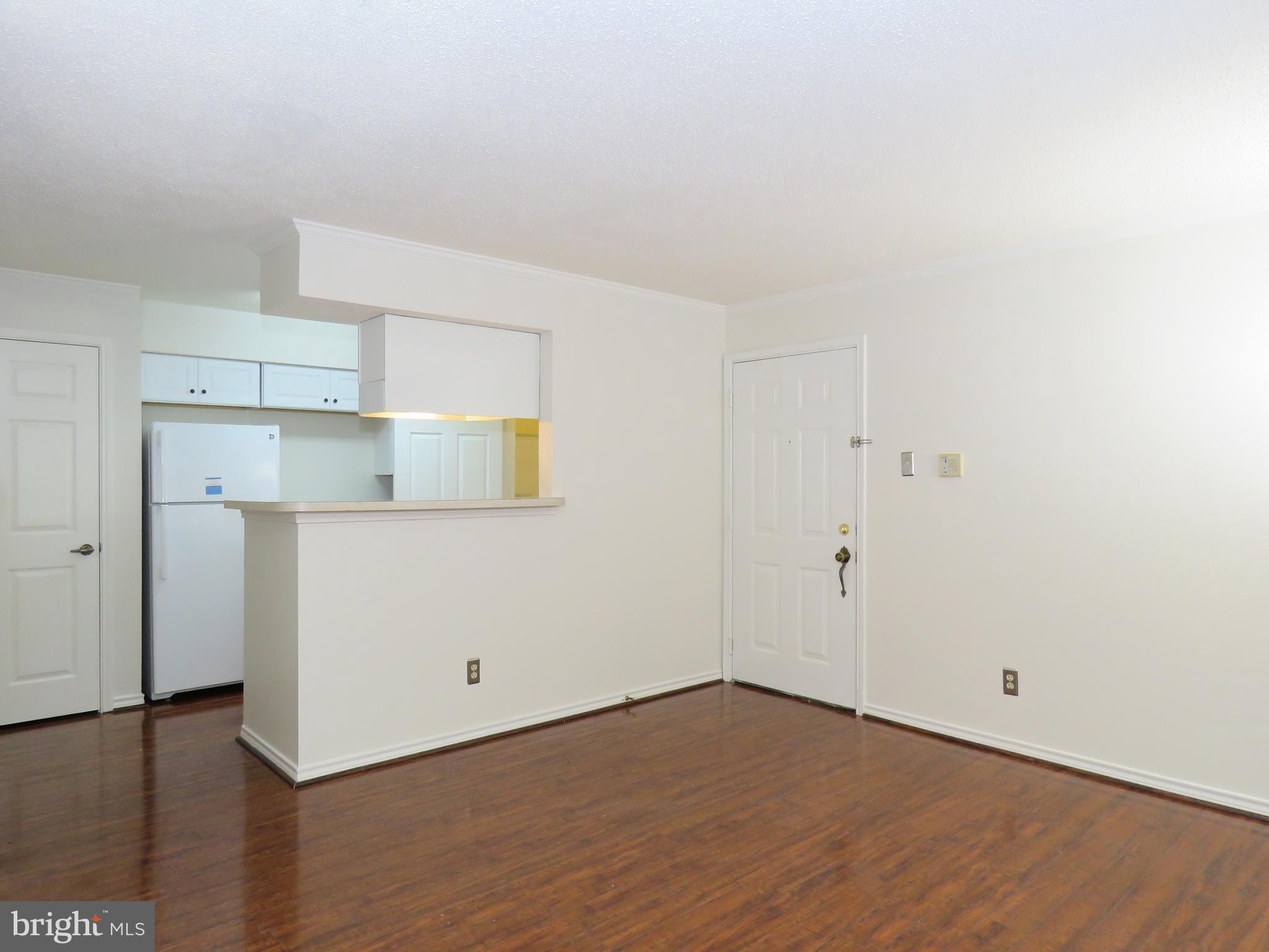 1532 LINCOLN WAY 203