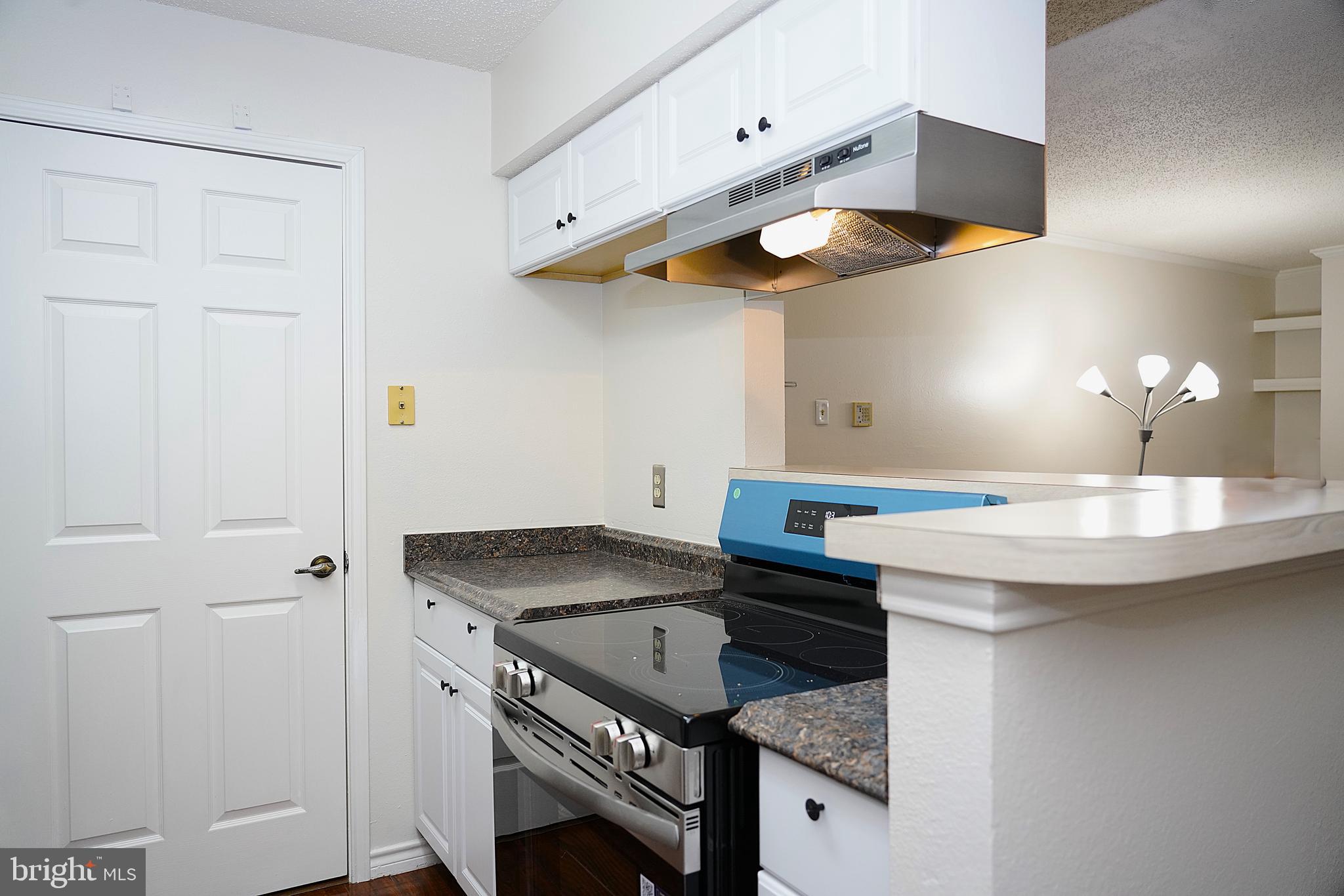 1532 LINCOLN WAY 203