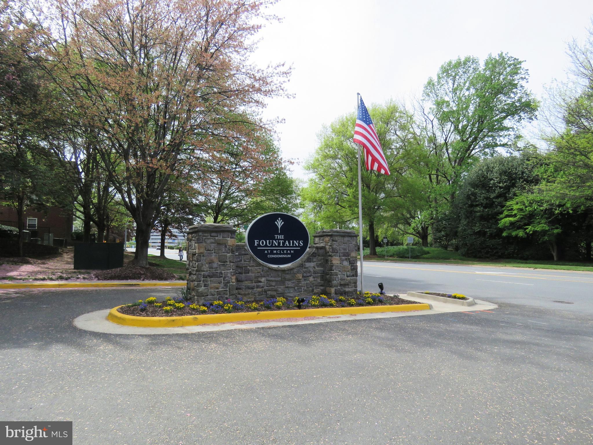 1532 LINCOLN WAY 203