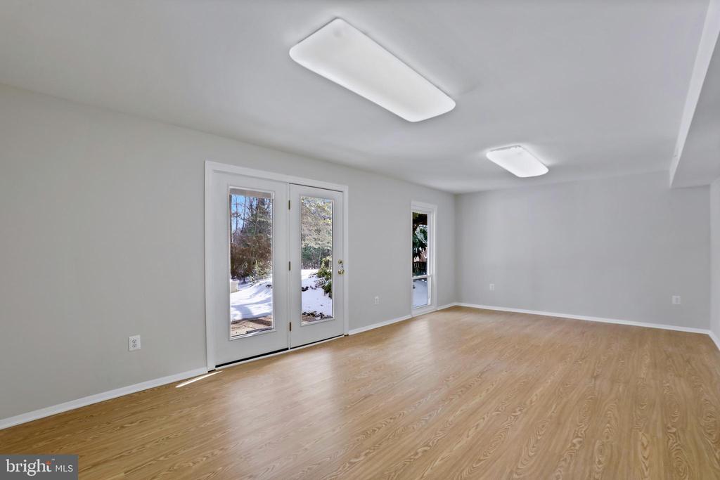 1644 WAINWRIGHT DRIVE
