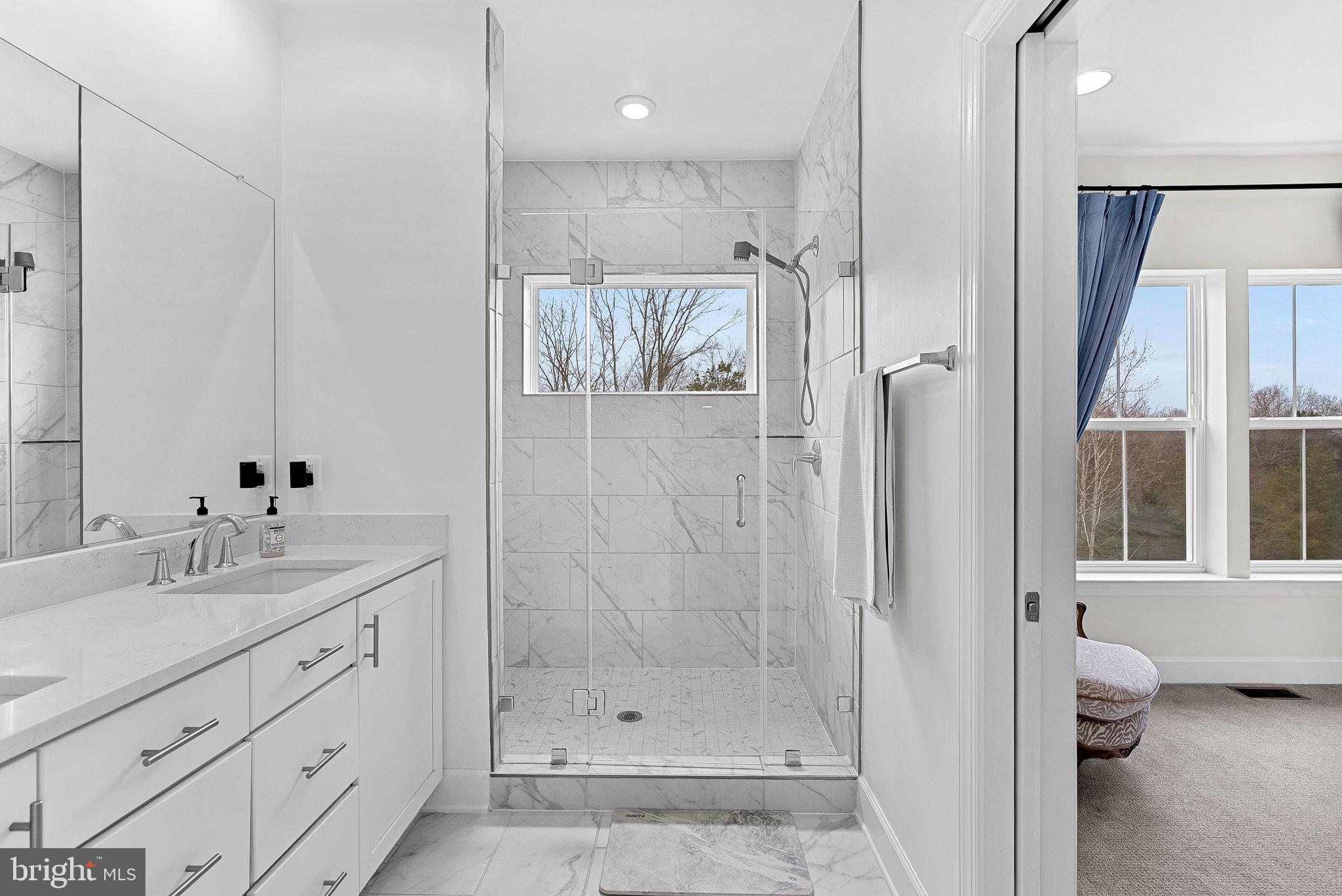 5237 RIDGEVIEW RETREAT DRIVE