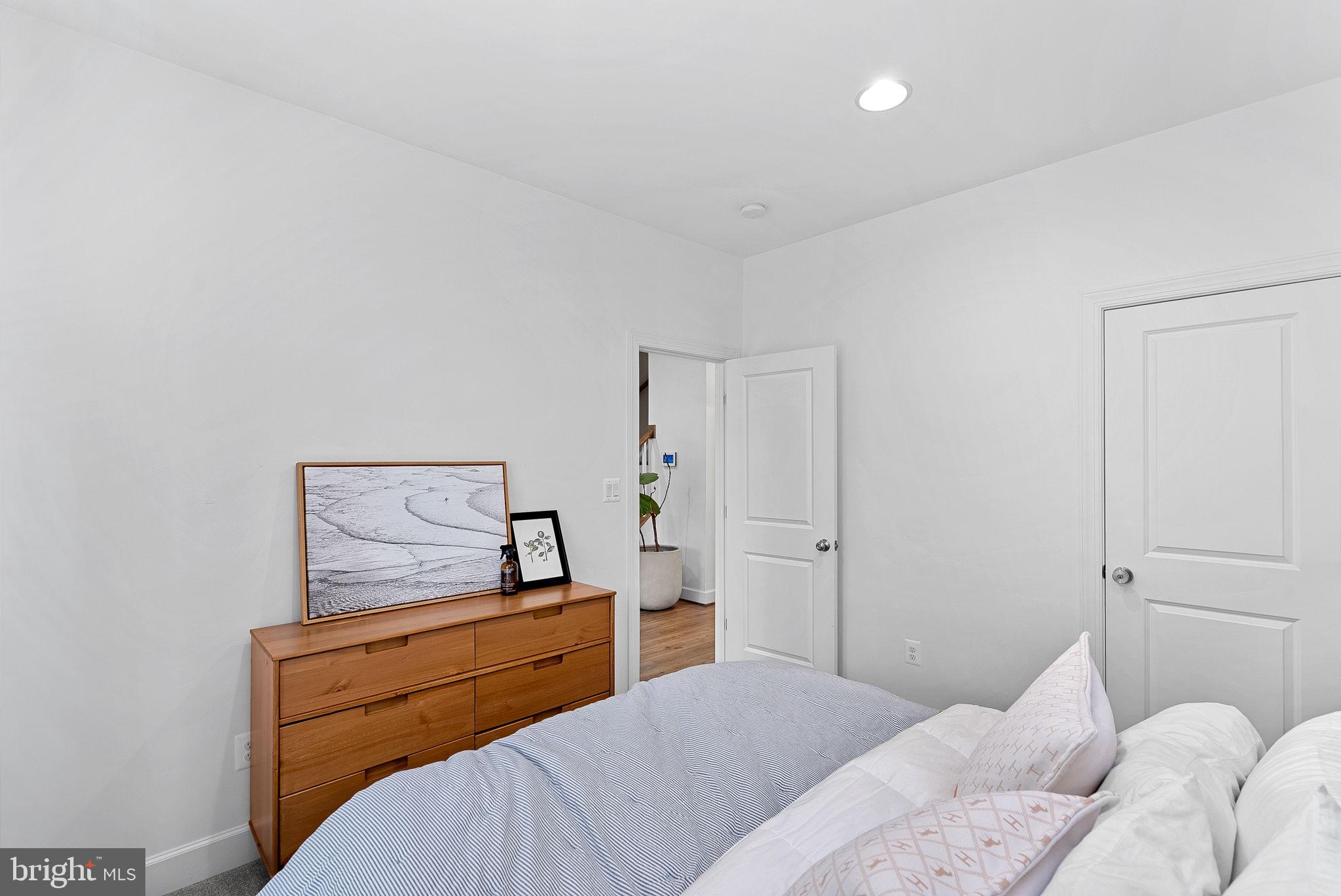 5237 RIDGEVIEW RETREAT DRIVE