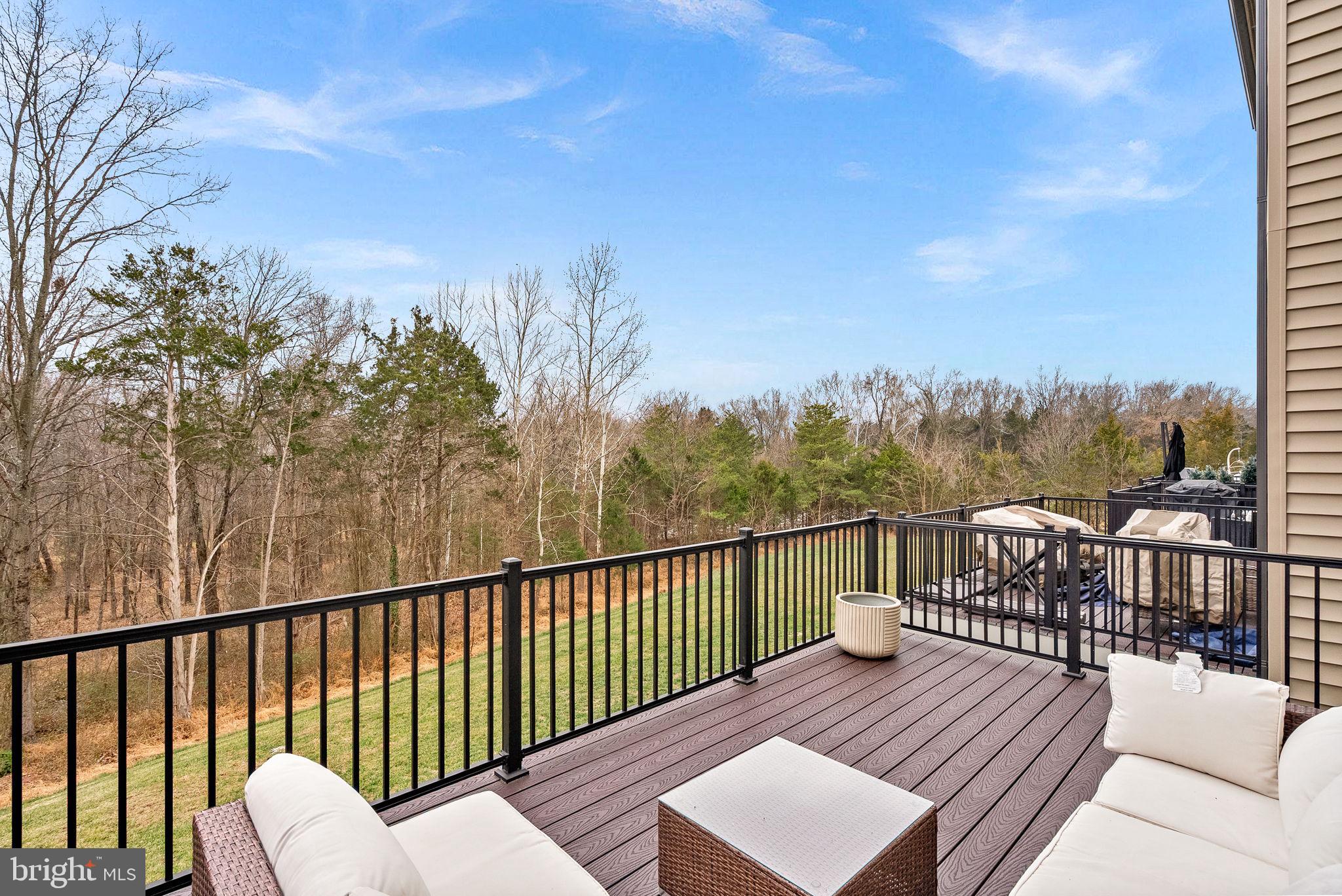 5237 RIDGEVIEW RETREAT DRIVE