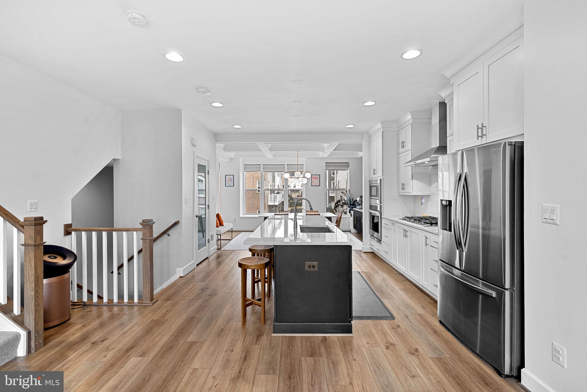 5237 RIDGEVIEW RETREAT DRIVE