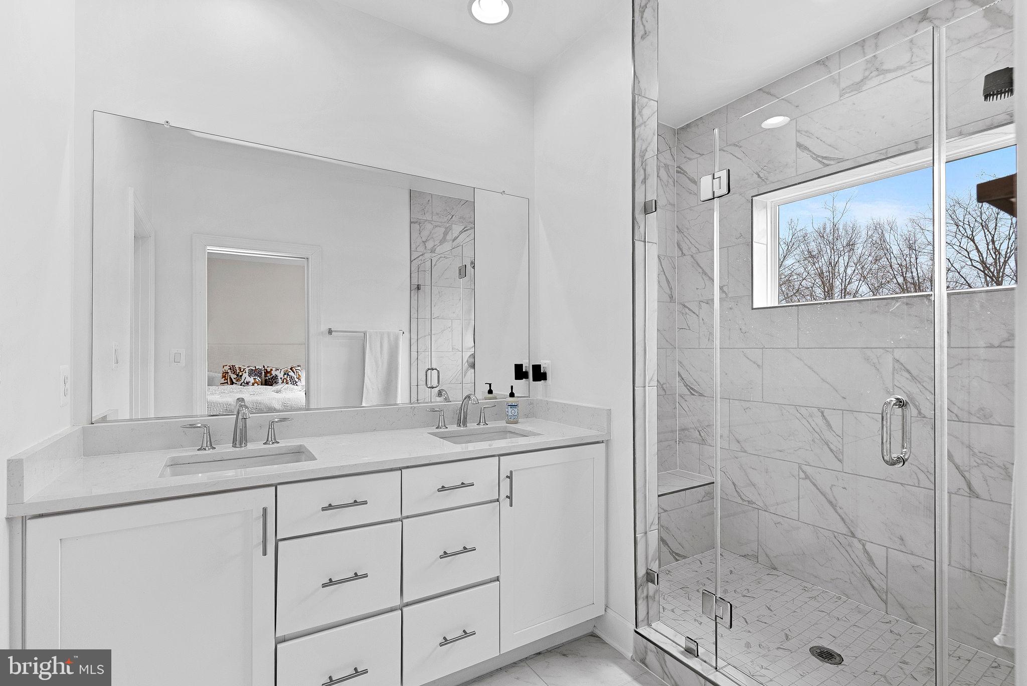 5237 RIDGEVIEW RETREAT DRIVE