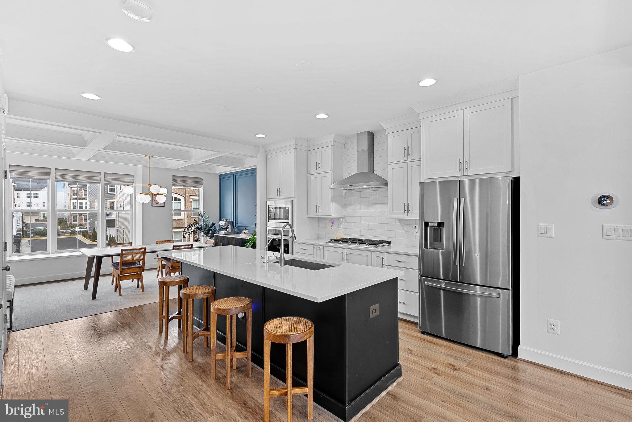 5237 RIDGEVIEW RETREAT DRIVE