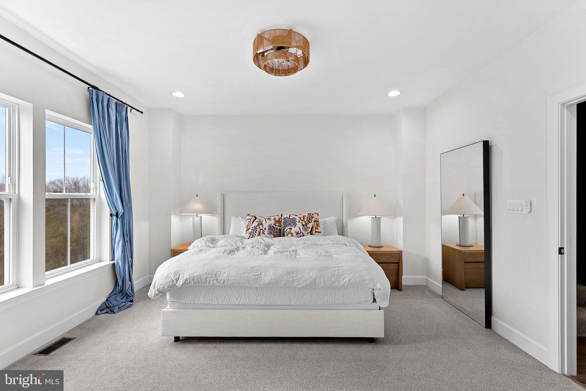 5237 RIDGEVIEW RETREAT DRIVE