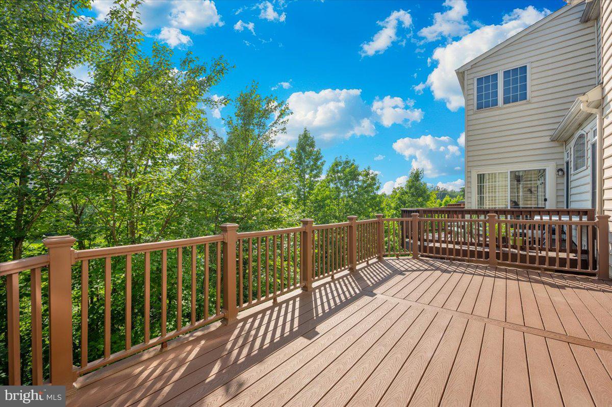 4576 FAIR VALLEY DRIVE