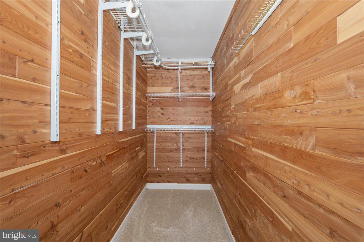 4576 FAIR VALLEY DRIVE