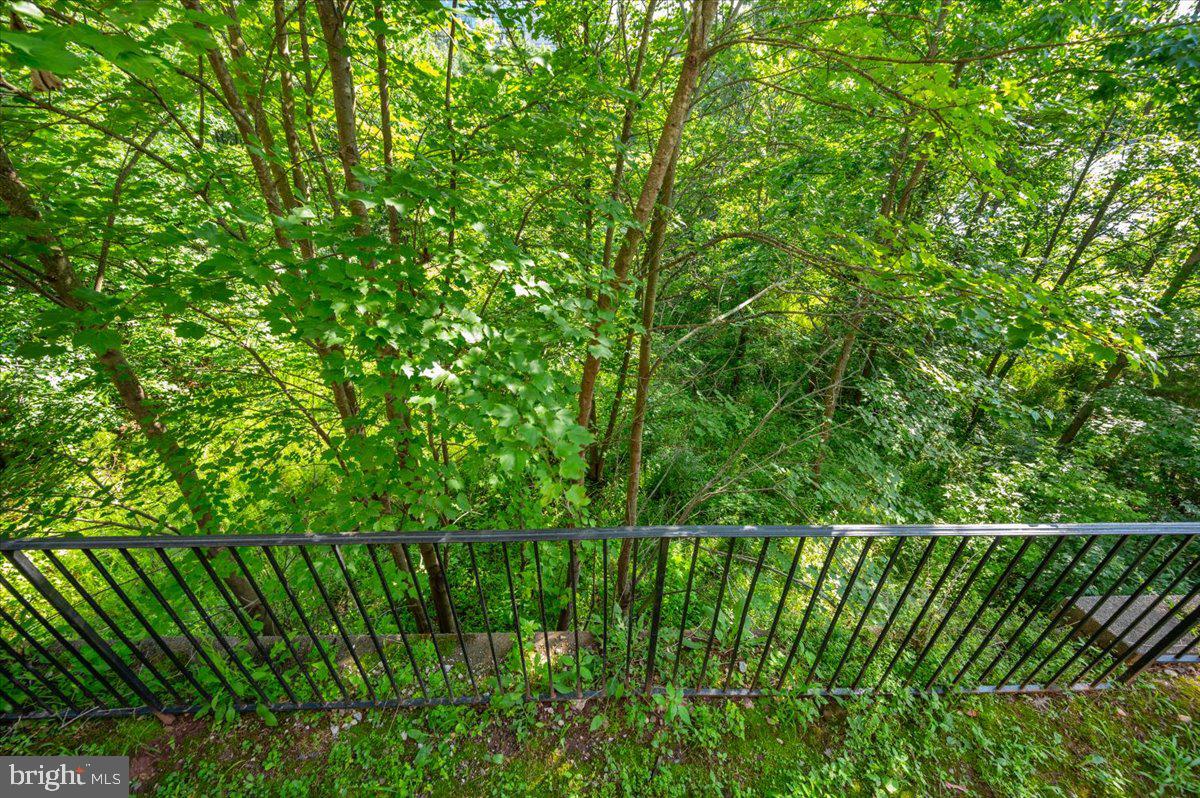 4576 FAIR VALLEY DRIVE