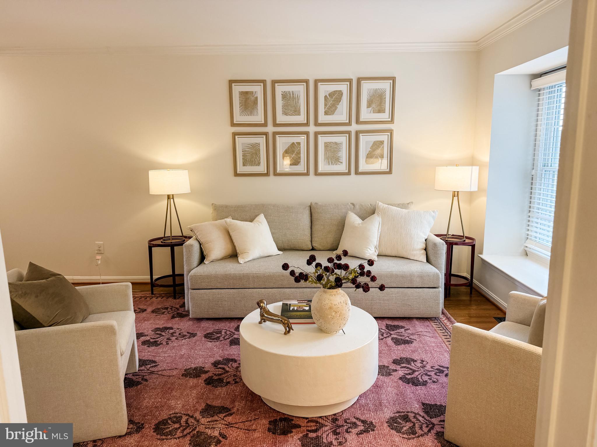 2940 OAKBOROUGH SQUARE