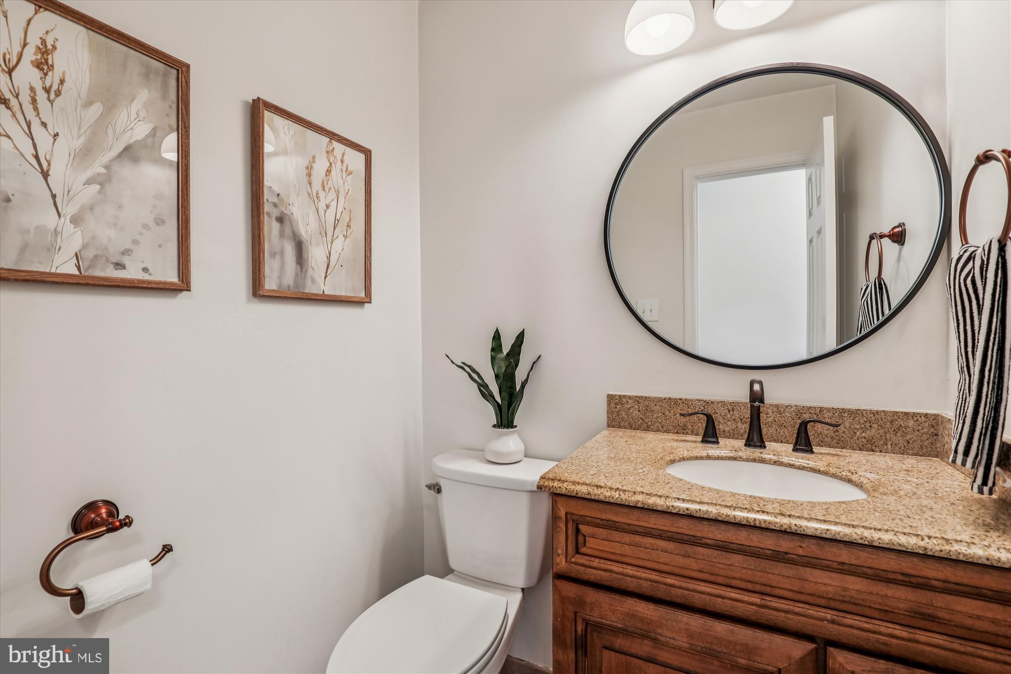 2940 OAKBOROUGH SQUARE