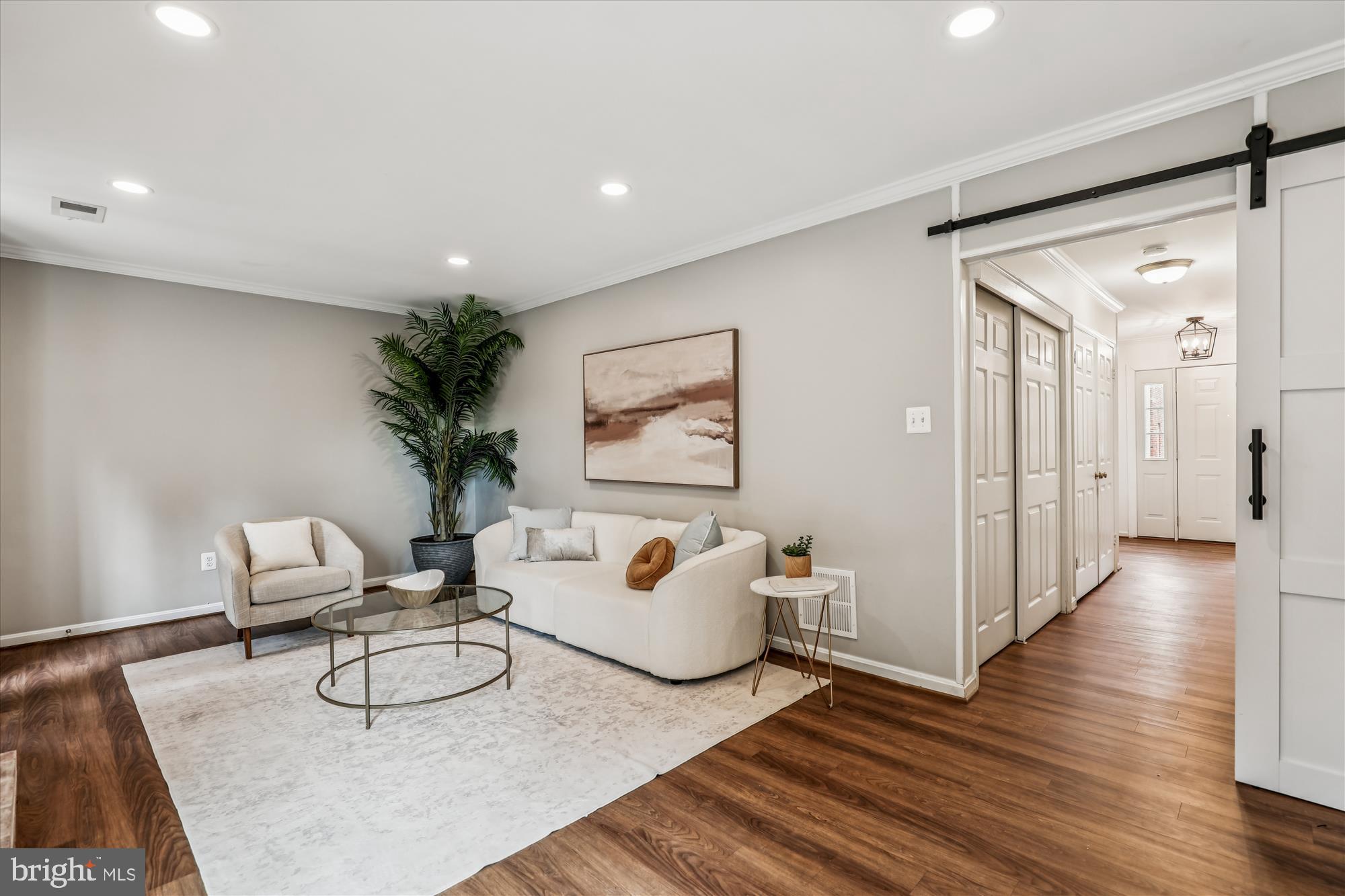 2940 OAKBOROUGH SQUARE