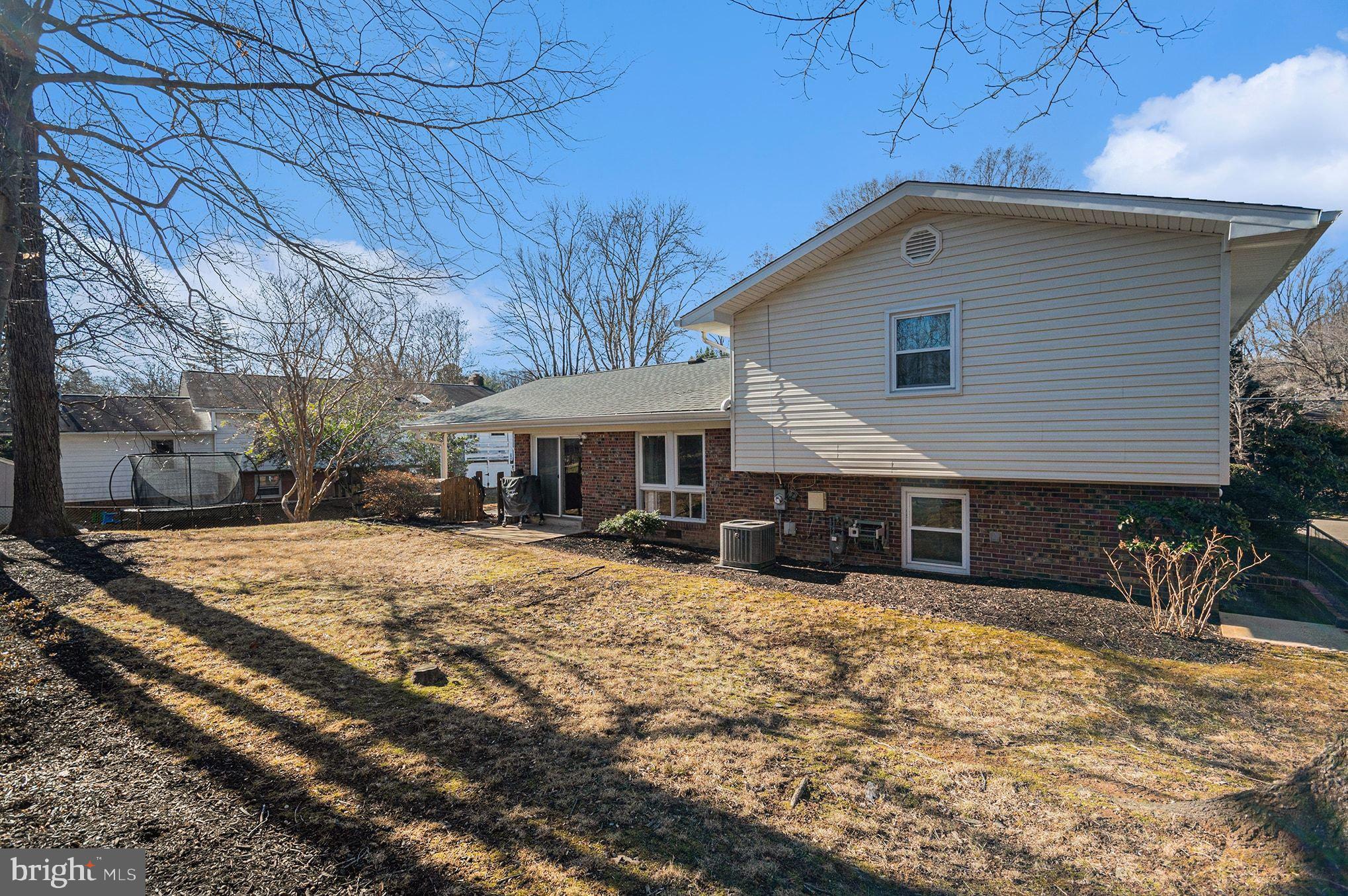 5015 STONE HAVEN DRIVE