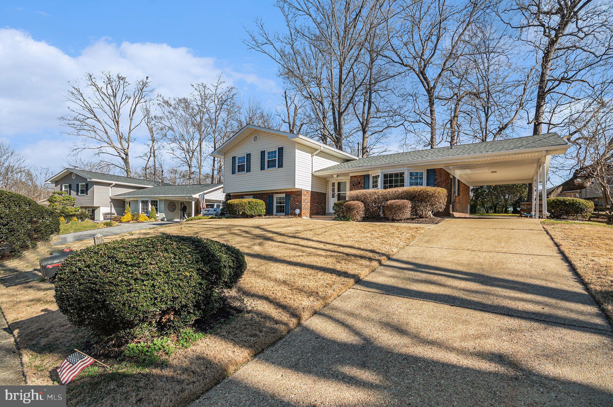 5015 STONE HAVEN DRIVE