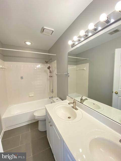 8118 MADRILLON SPRINGS LANE