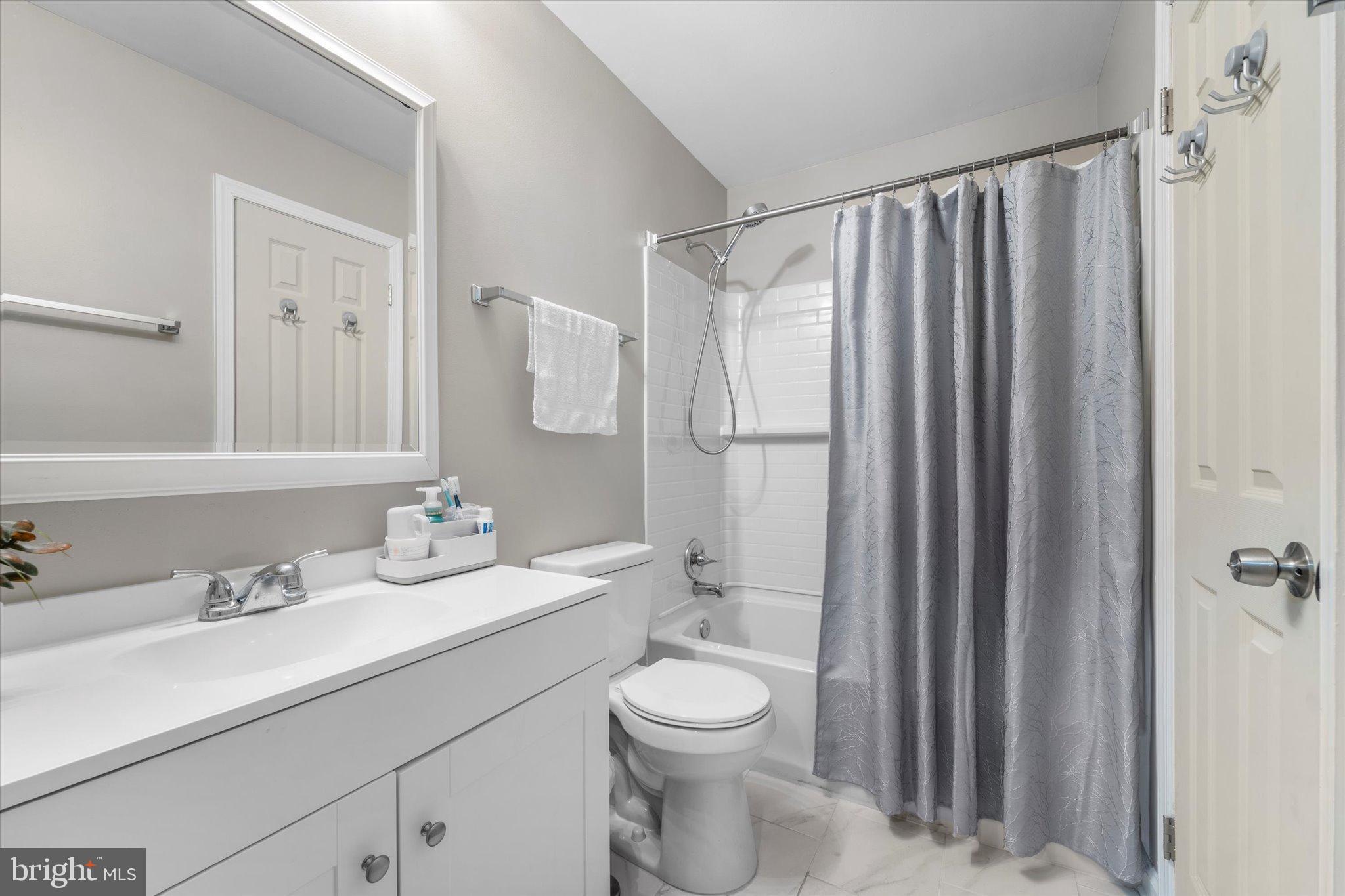 4139 PLACID LAKE COURT 53F