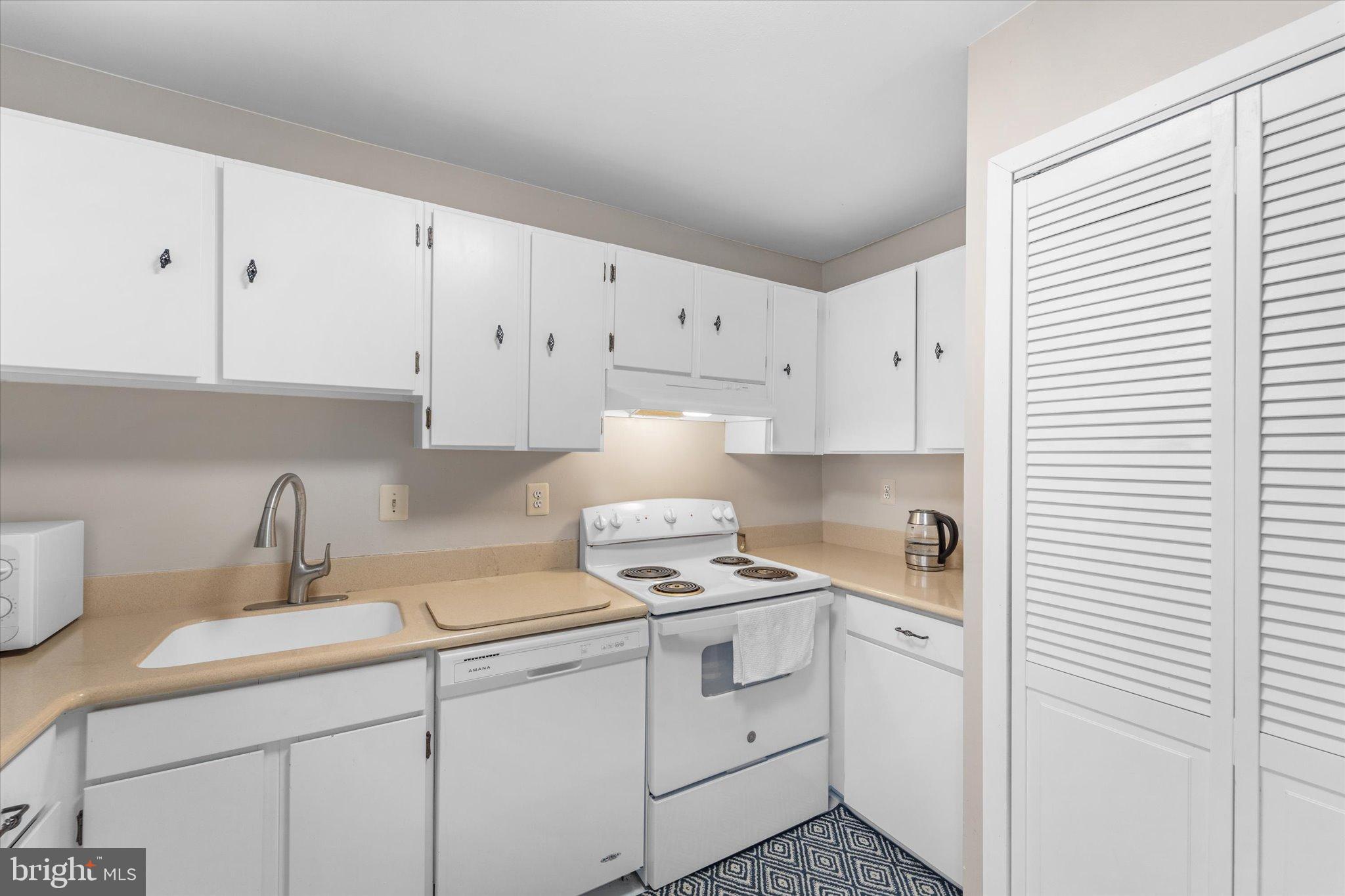 4139 PLACID LAKE COURT 53F