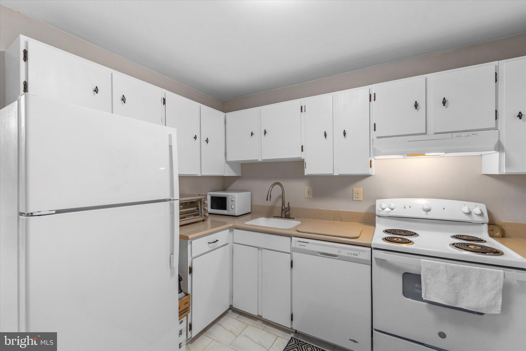 4139 PLACID LAKE COURT 53F