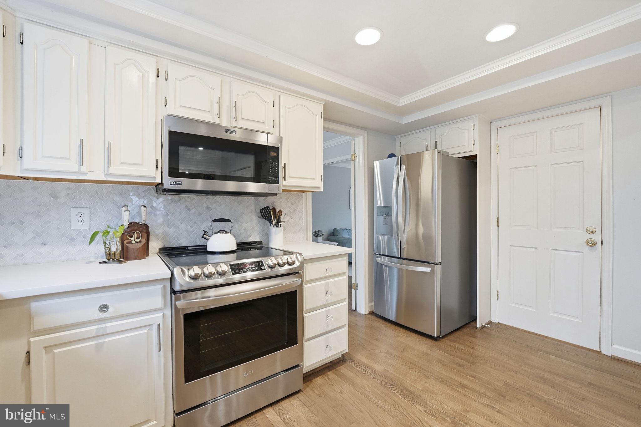 14367 N SLOPE STREET