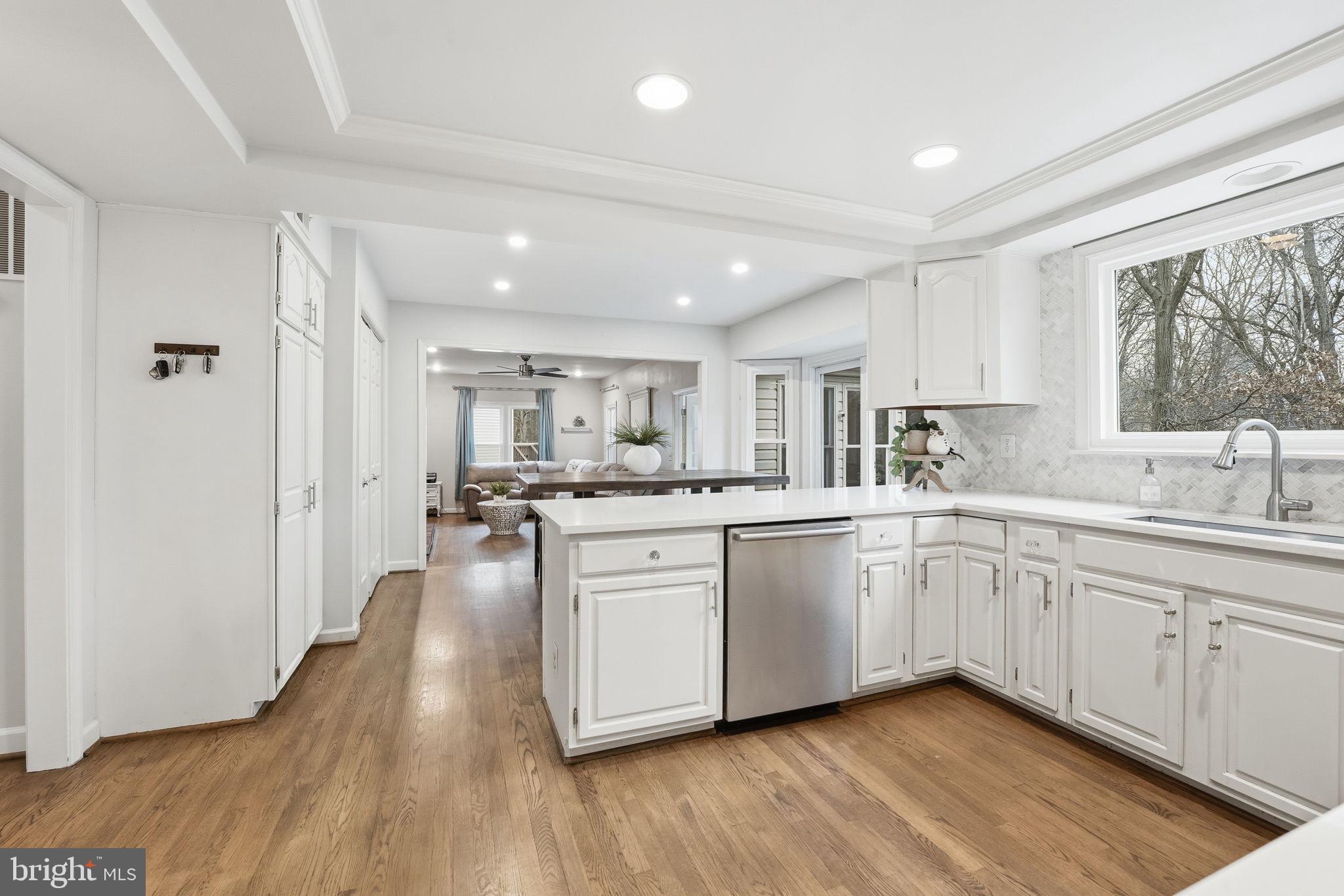 14367 N SLOPE STREET