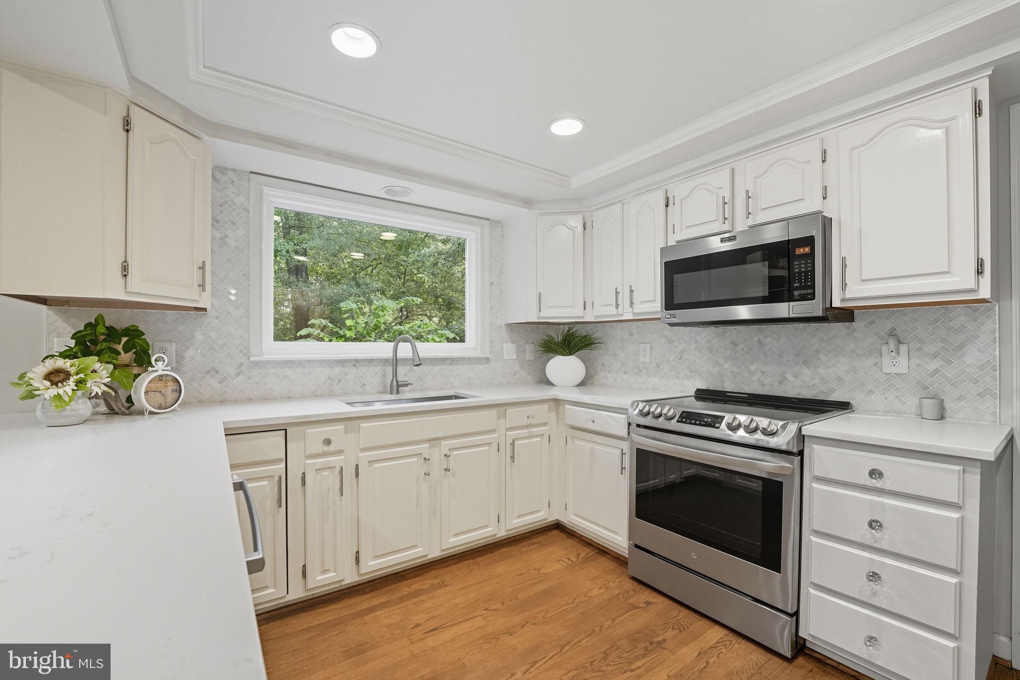 14367 N SLOPE STREET