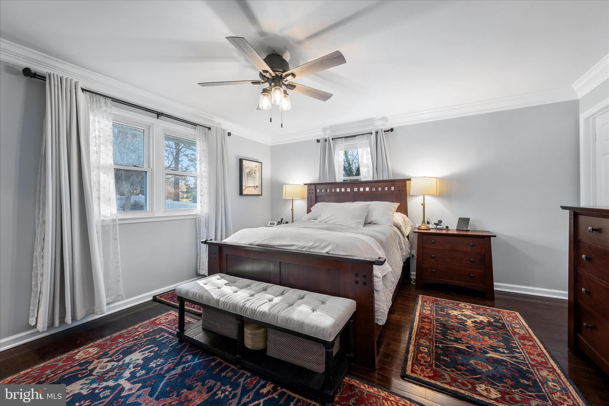 5211 INVERCHAPEL ROAD