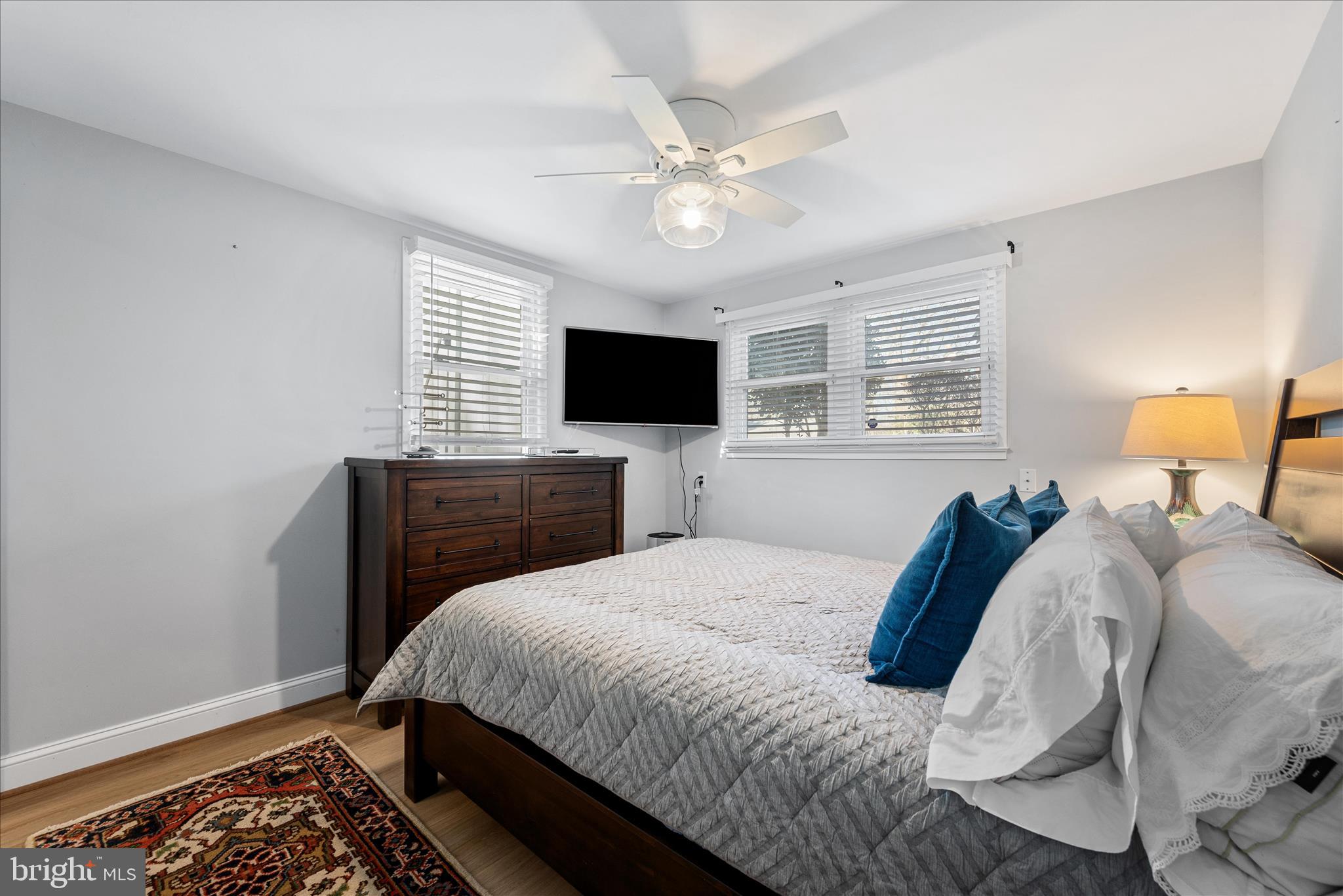 5211 INVERCHAPEL ROAD