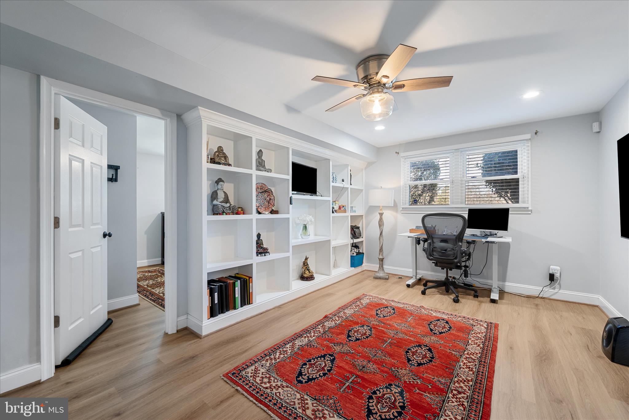 5211 INVERCHAPEL ROAD