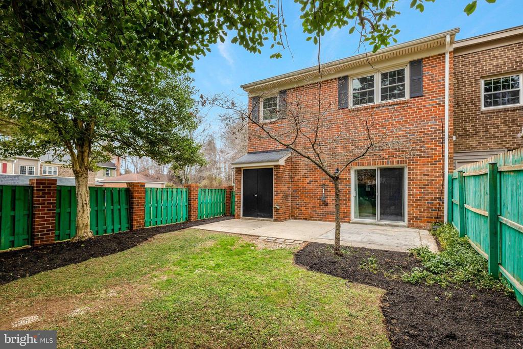 1008 MOORE SW