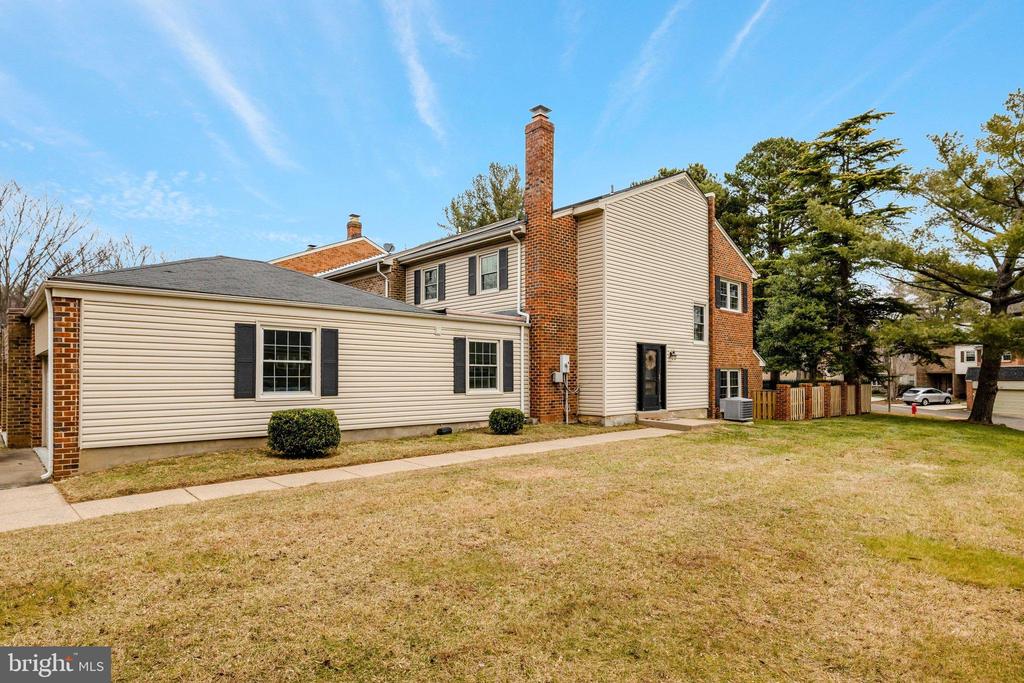 1008 MOORE SW