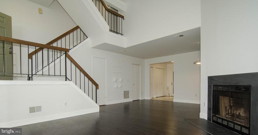 3335 OAKSHADE COURT