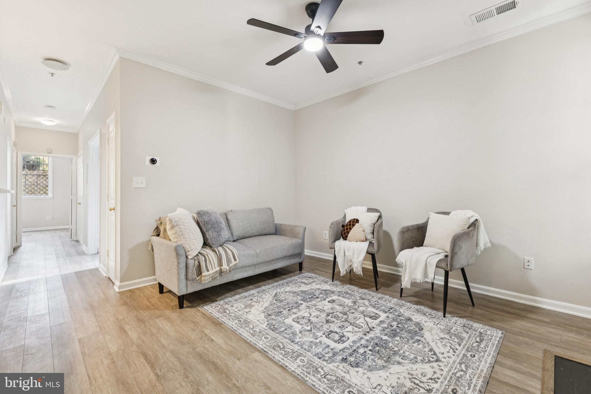 1361 GARDEN WALL CIRCLE 701