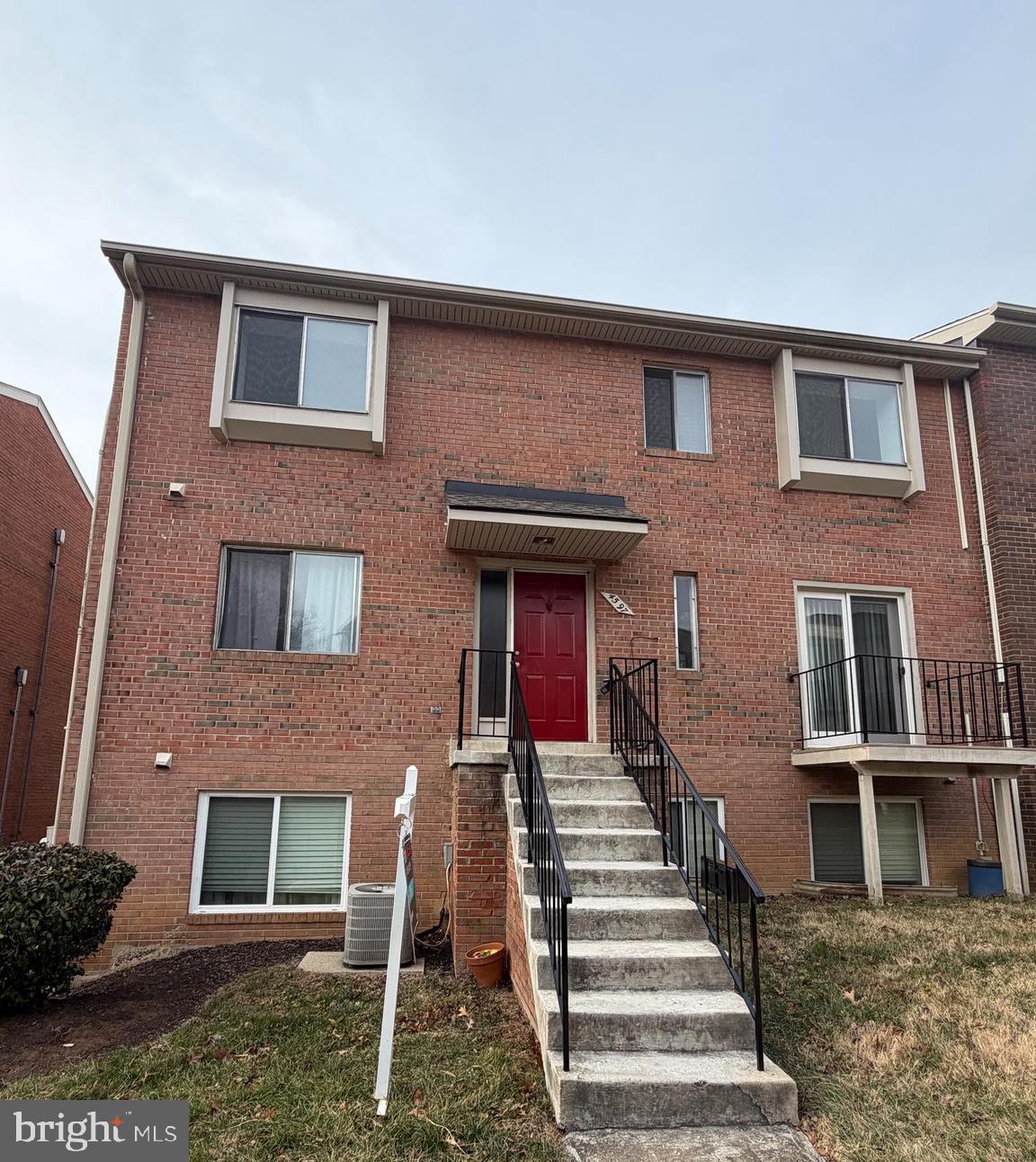 4597 LOGSDON DRIVE 36