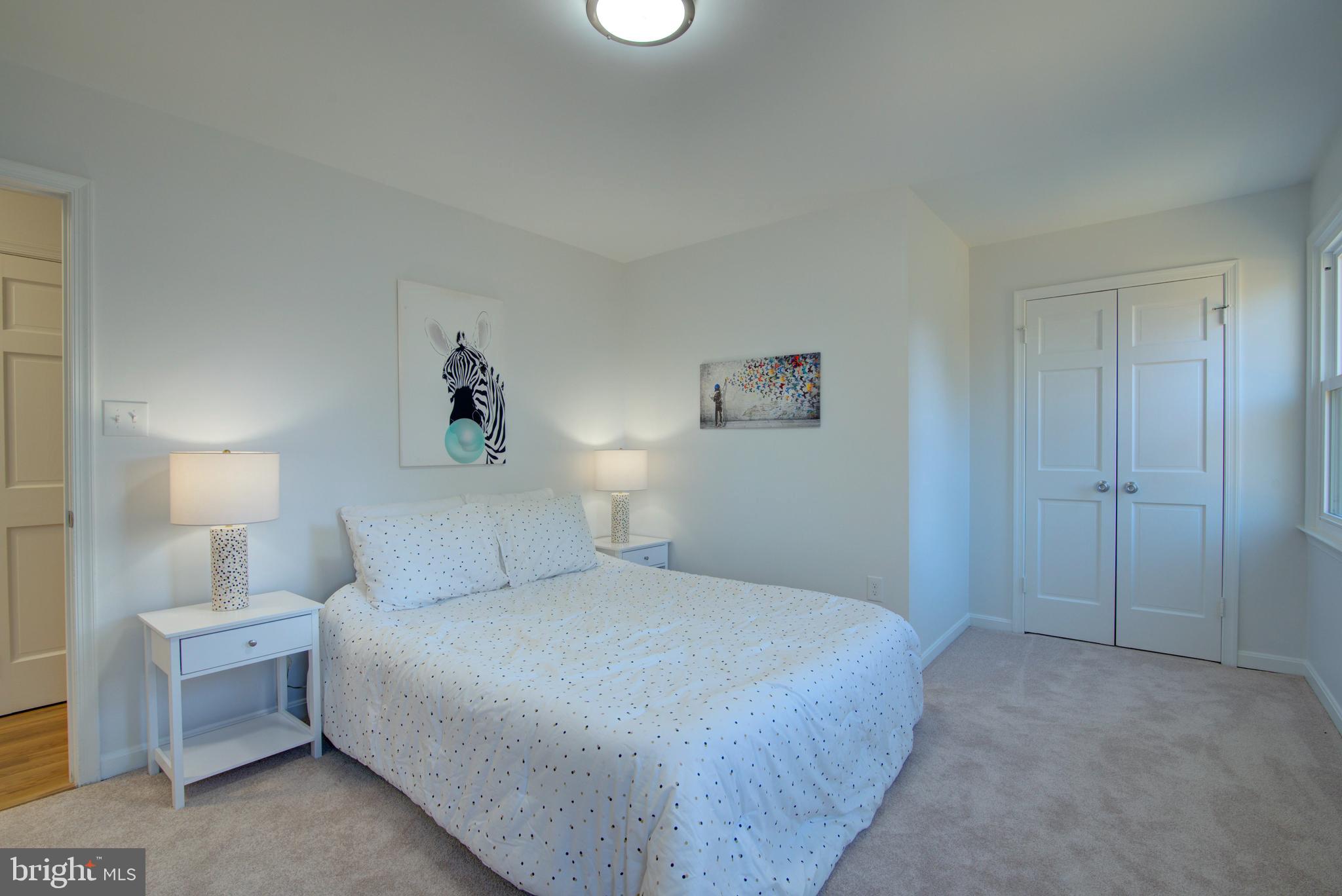 929 HOLLY CREEK DRIVE