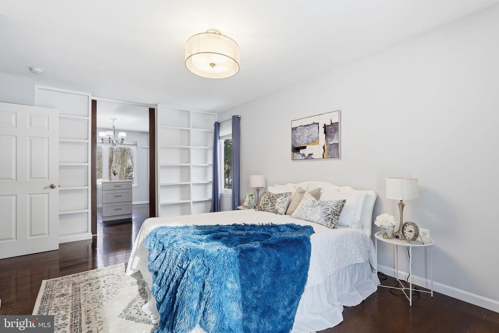 1411 ALDENHAM LANE