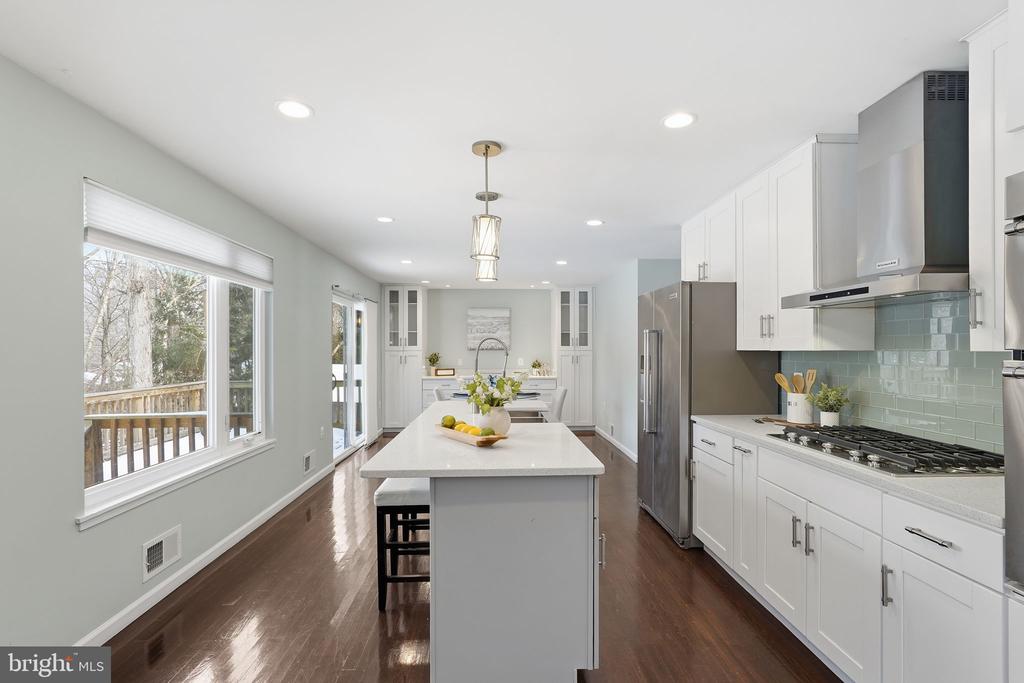 1411 ALDENHAM LANE