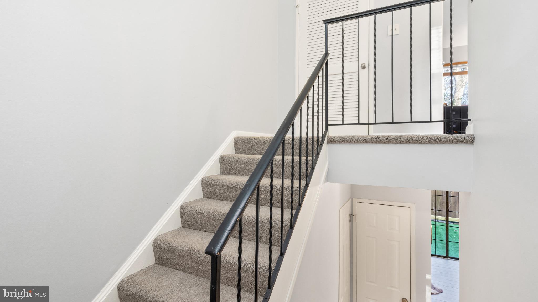 2017 HEADLANDS CIRCLE