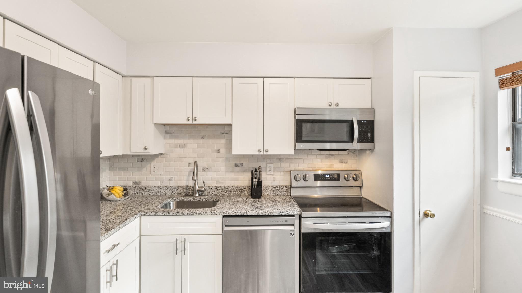 2017 HEADLANDS CIRCLE