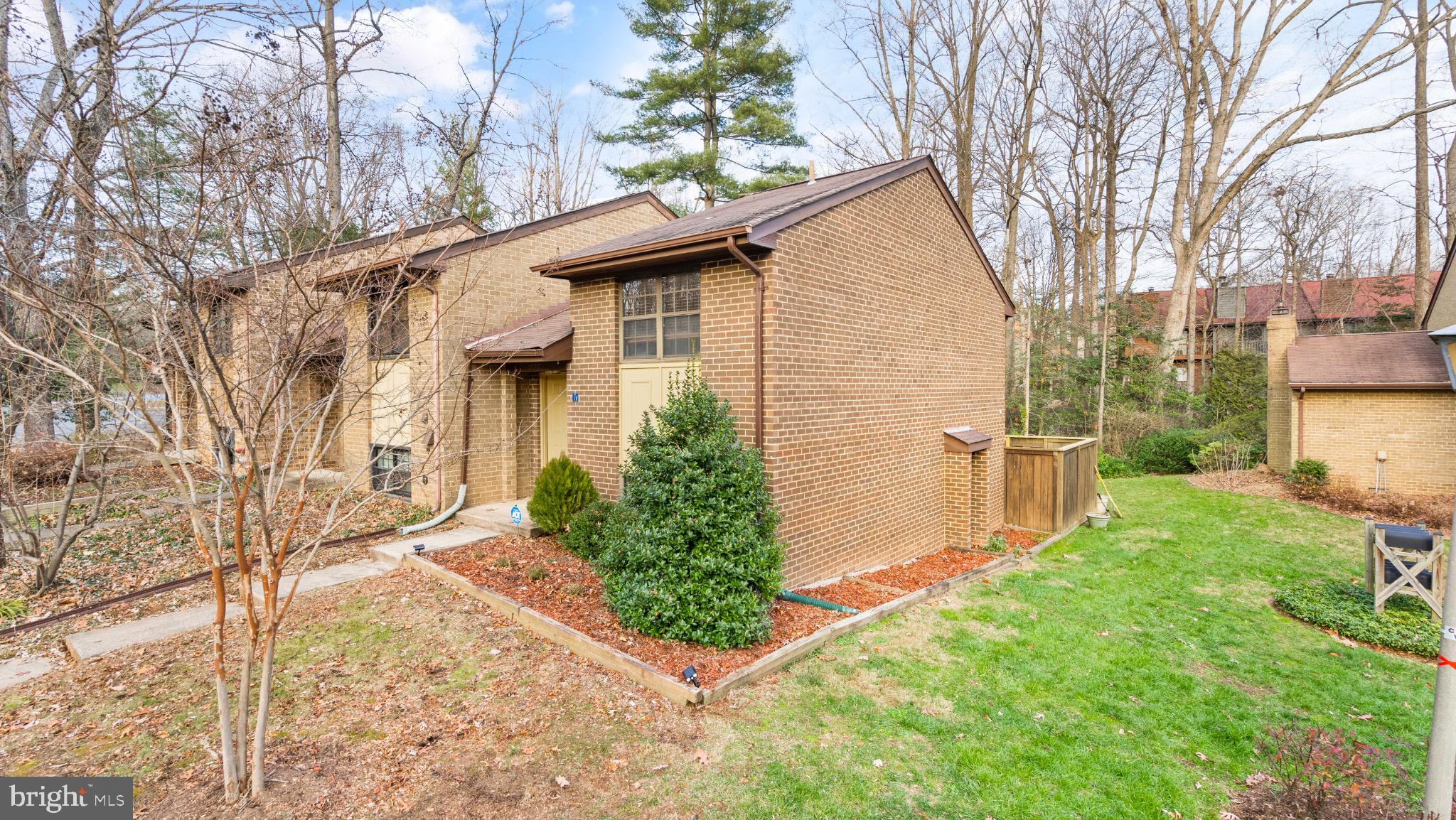 2017 HEADLANDS CIRCLE