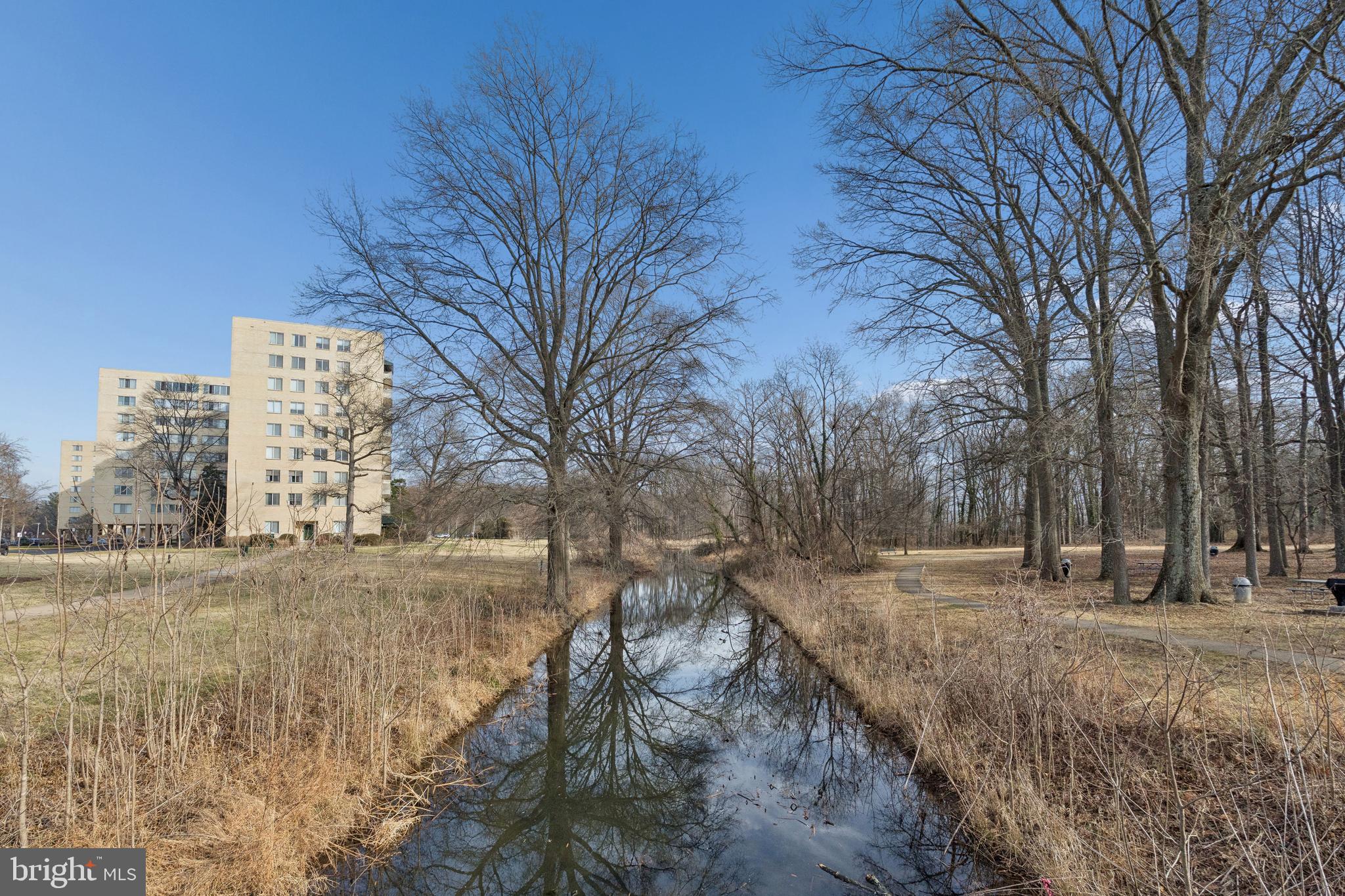 6621 WAKEFIELD DRIVE 713