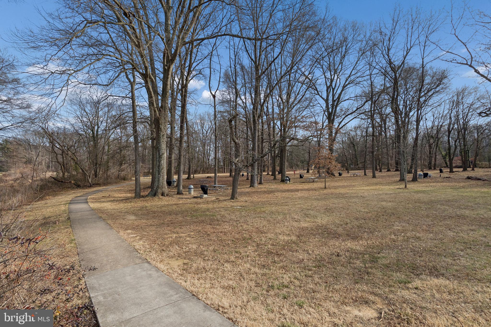 6621 WAKEFIELD DRIVE 713