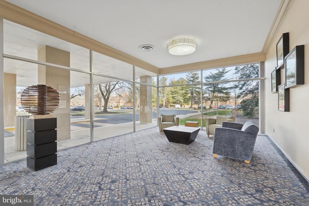 6621 WAKEFIELD DRIVE 713