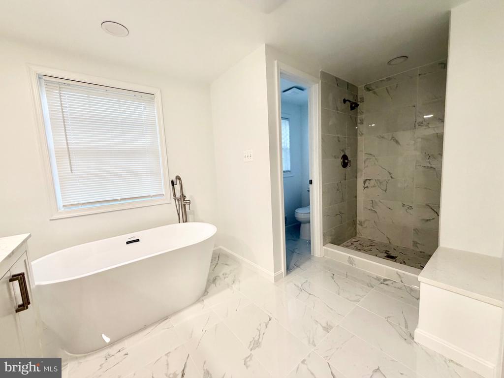 4001 MIDDLE RIDGE DRIVE