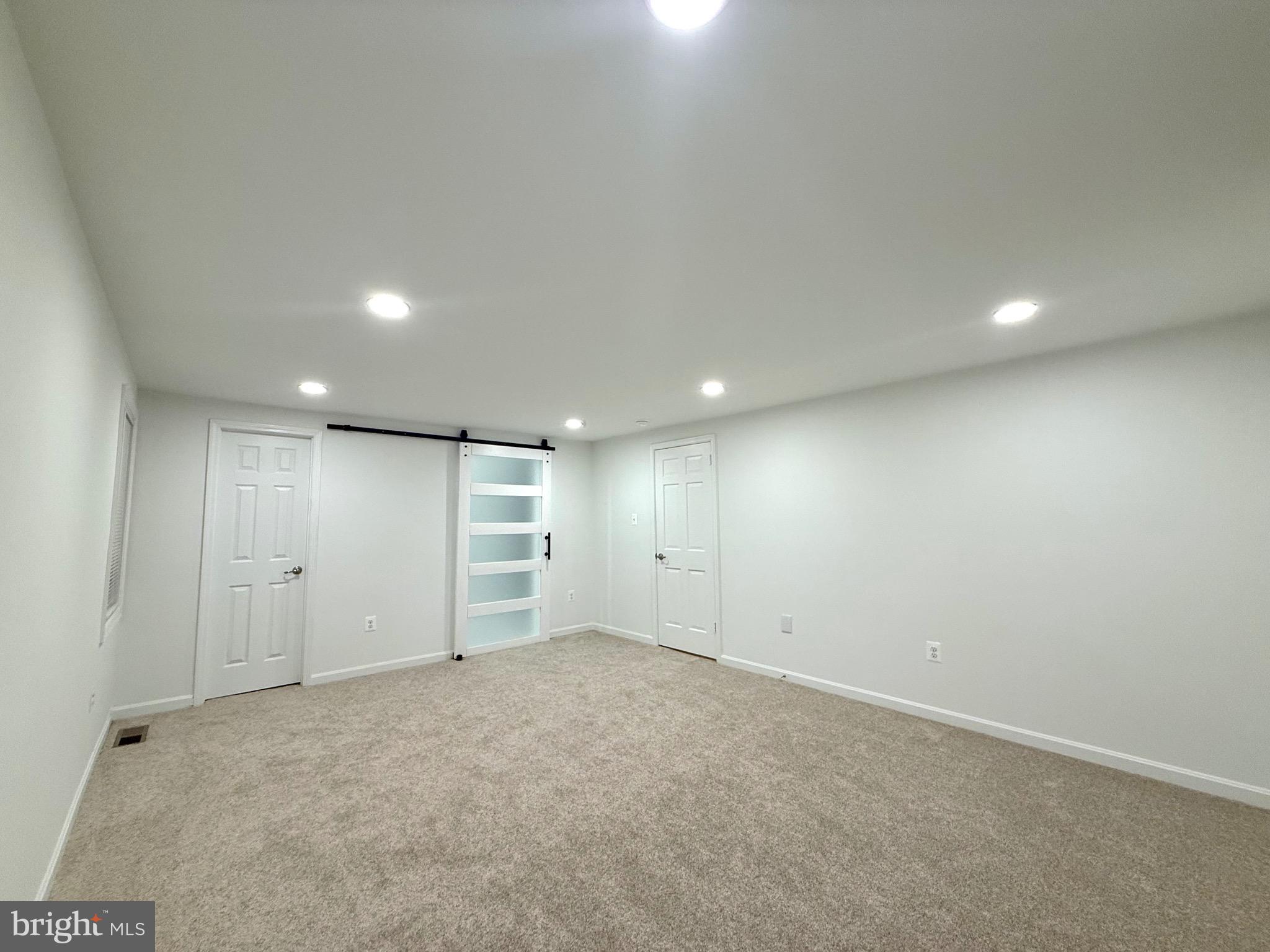 4001 MIDDLE RIDGE DRIVE